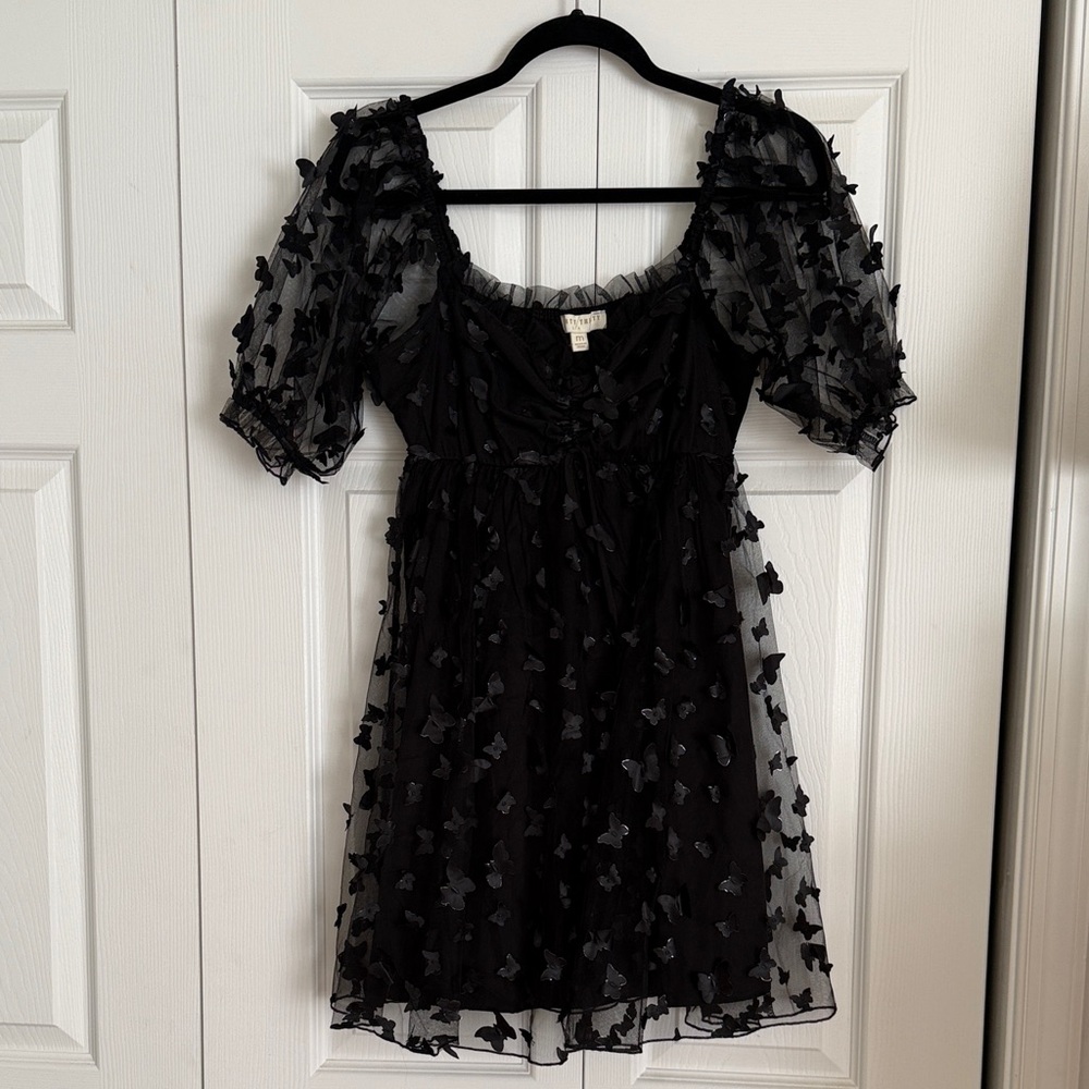 Elegant Black Mini Dress